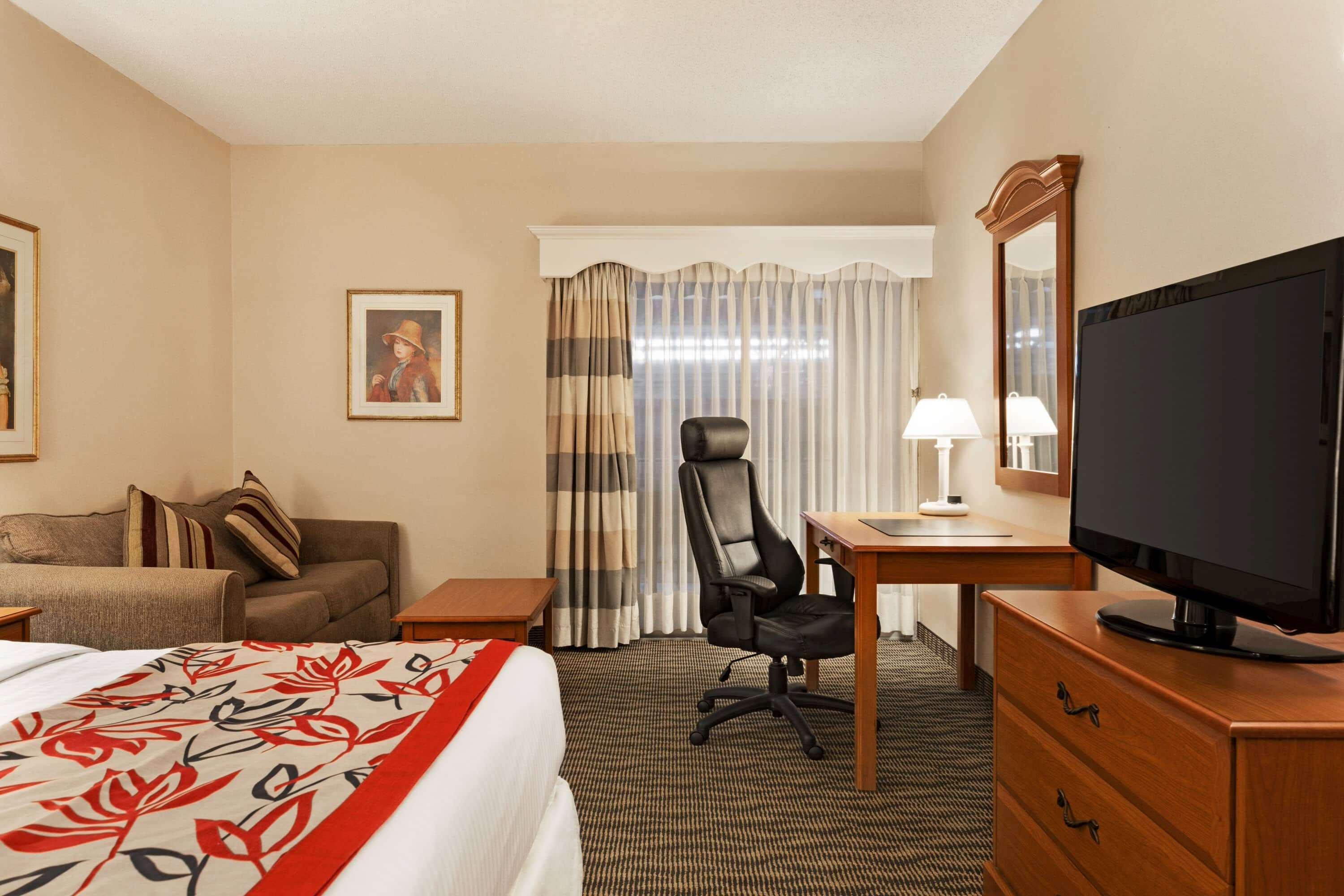 Ramada By Wyndham Fredericton Hotel Exterior foto