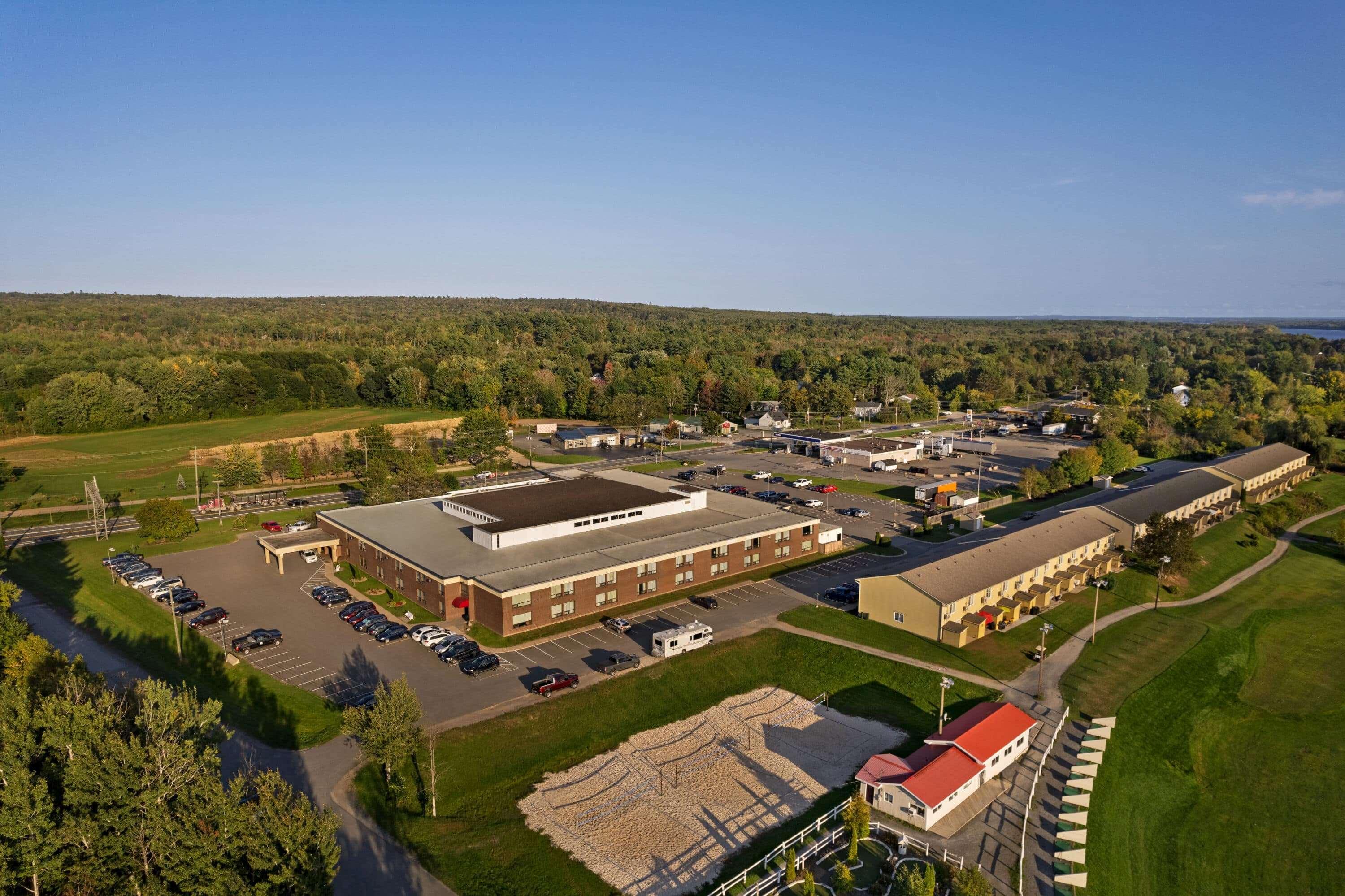 Ramada By Wyndham Fredericton Hotel Exterior foto